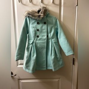 Girls' Faux Fur Hooded Coat - Cat & Jack Size S 6/6X